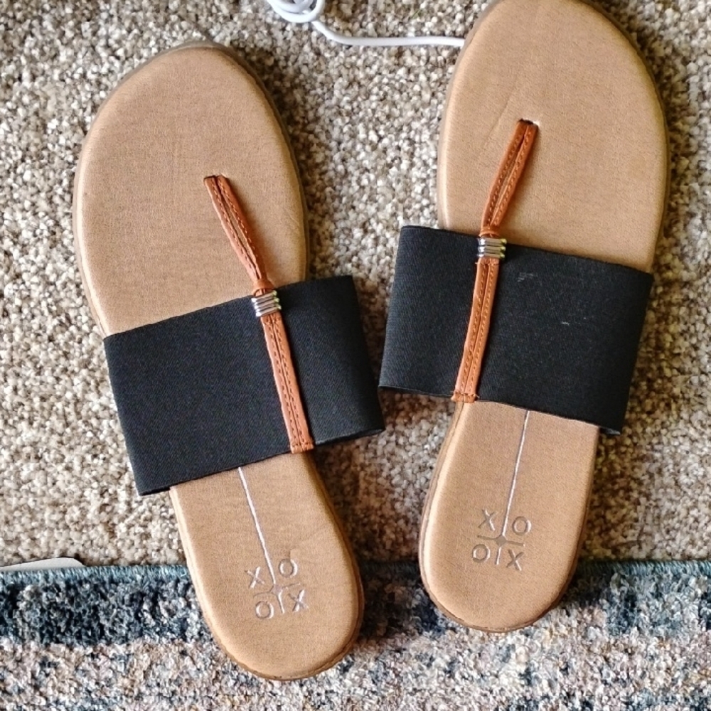 XOXO Black and Tan Sandals